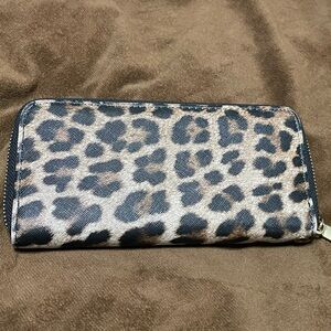 Leopard wallet